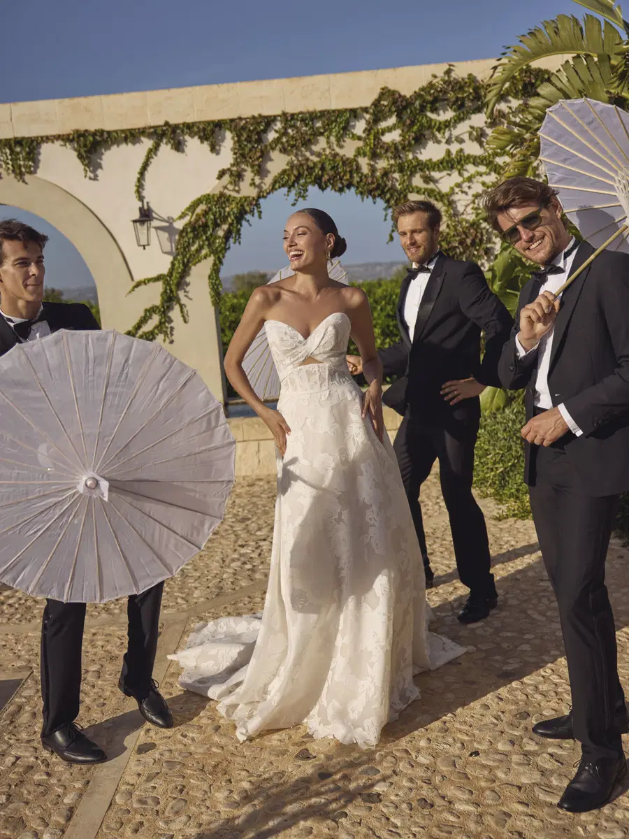 Gunilla by Modeca Bridal: A-Line silhouette, sweetheart neckline, organza, sweep / brush train