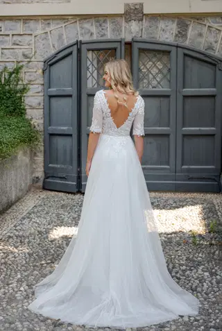 VN60 ivory by Vera Nova - view 3 of 4