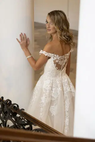 Carlotta by Amo & Luv - view 6 of 10