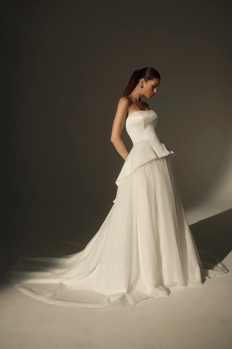 LE174 by Casablanca Bridal: A-Line silhouette, straight neckline, satin