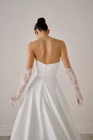 Empressa by Justin Alexander Signature - view 6 of 7