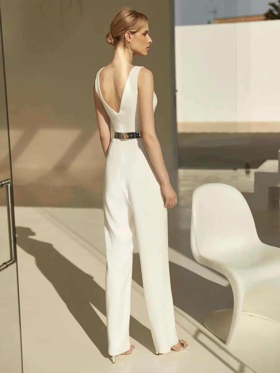 EVELINE by Bianco Evento - view 2 of 3