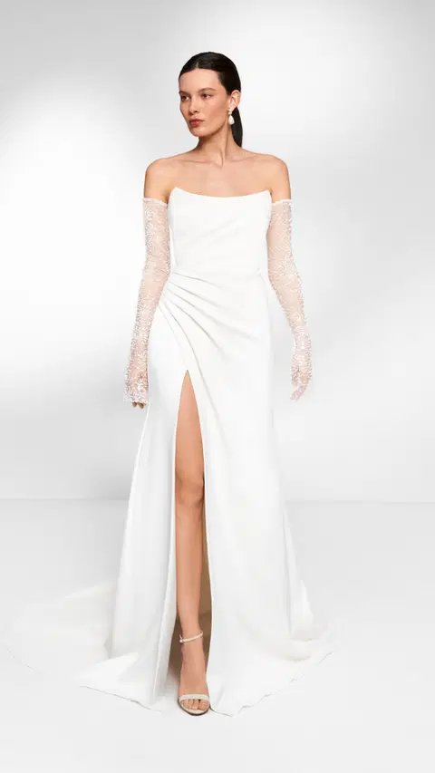 Zaya wedding dress by Anna Kara, fit & flare, crepe