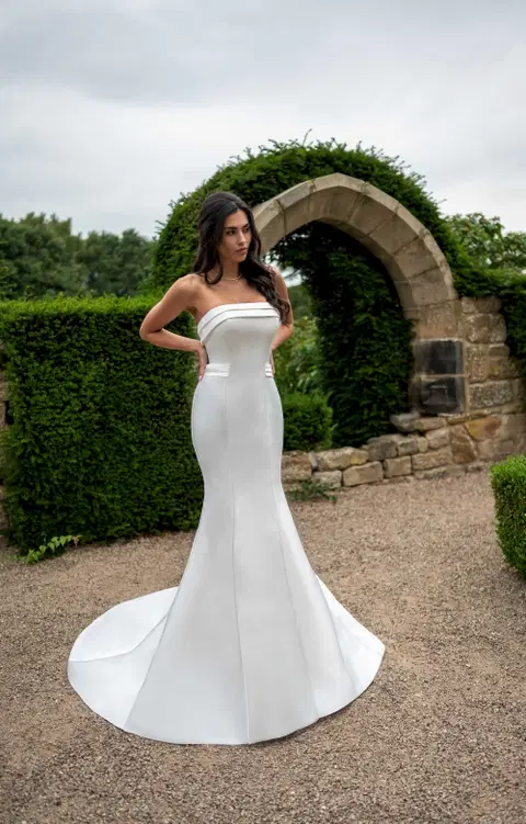 Style RB4240 wedding dress by Rachel Allan, trumpet, satin