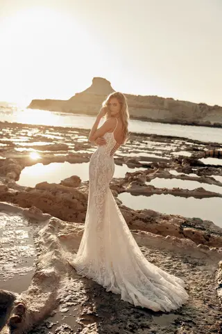 Cher by Eva Lendel - view 4 of 5