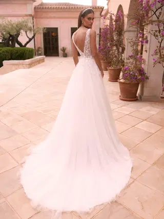 Aspasia by Bianco Evento - view 5 of 5