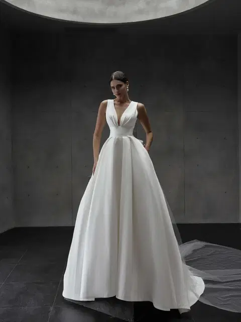 Evermore wedding dress by Jarice, ball gown, V-neck