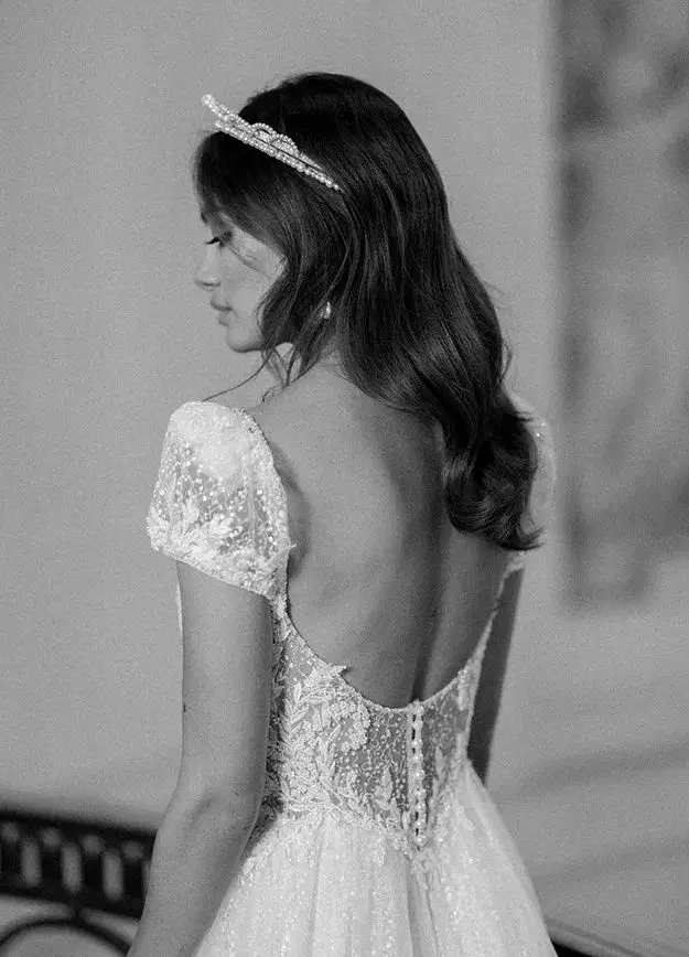 Aria by Avenue by Josephine Scott - view 10 of 11