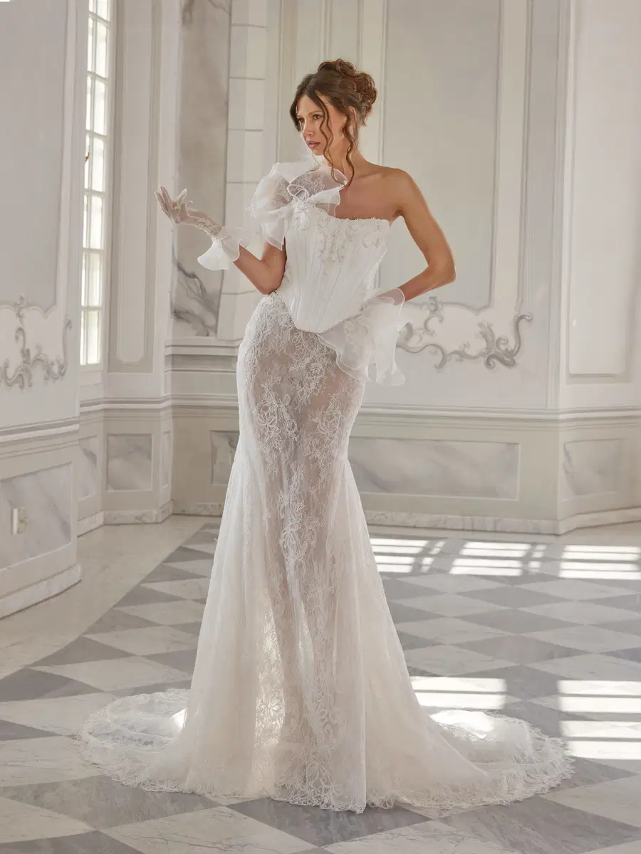 Presley by Vanilla Sposa - view 2 of 5