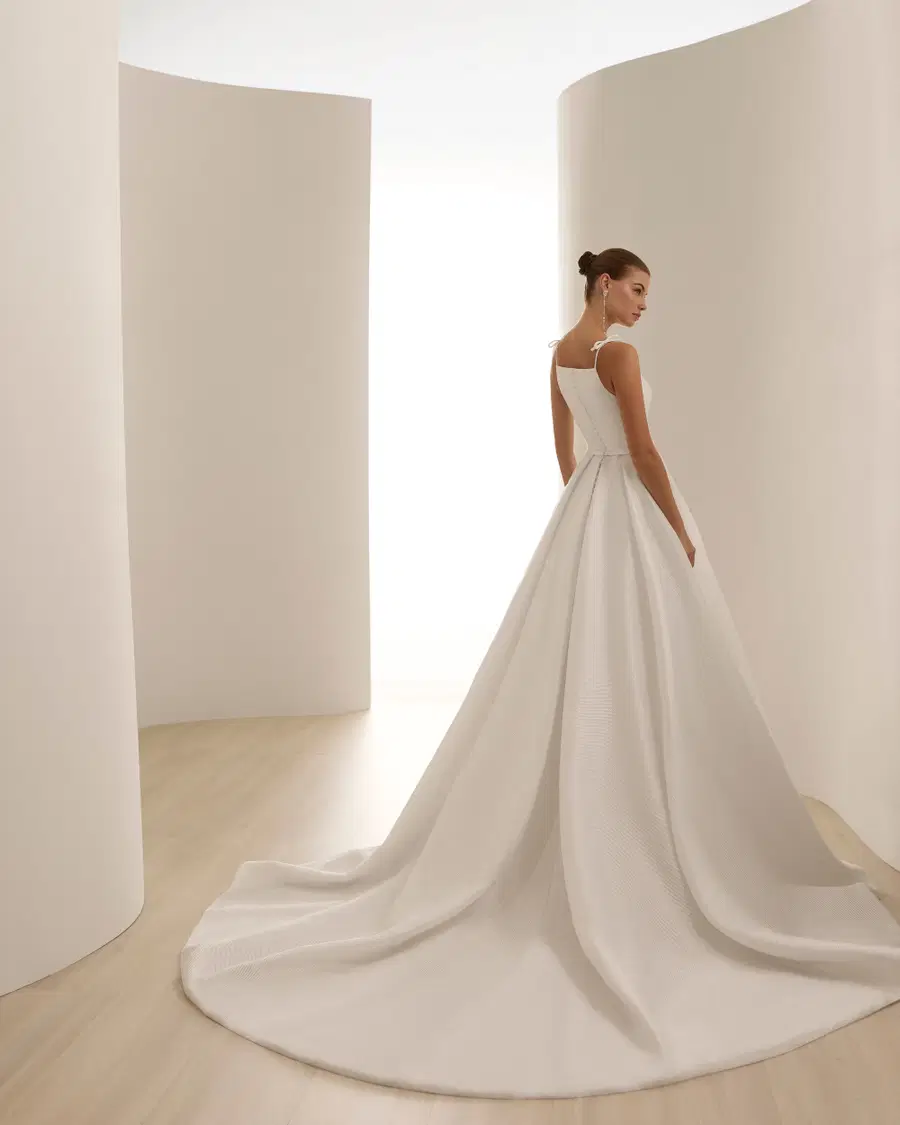 DILIA by Aire Barcelona - view 2 of 4