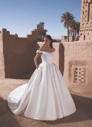 Temina by Enzoani - view 3 of 7