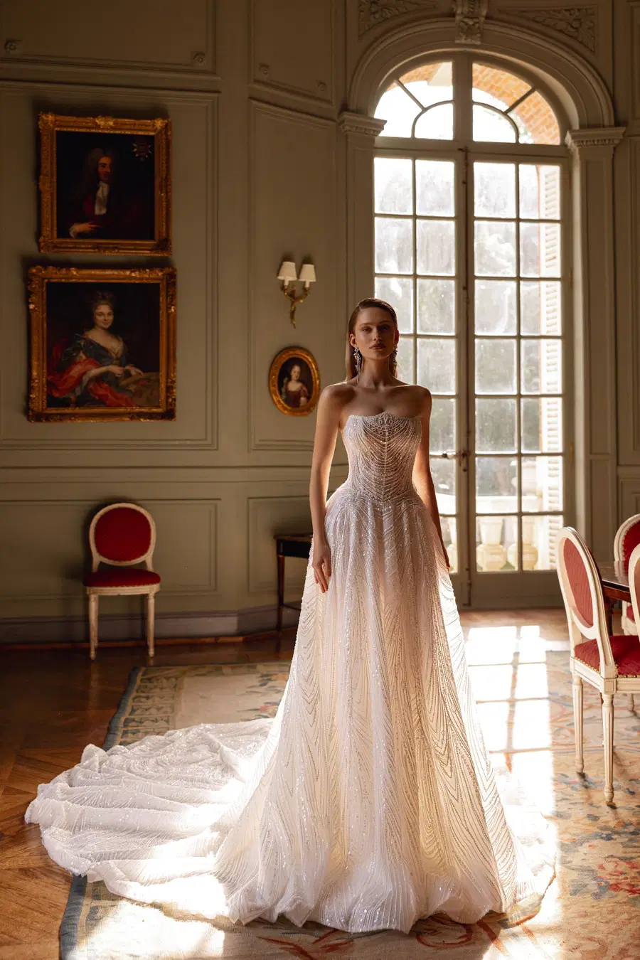 Mariana by Maks Mariano: A-Line silhouette, straight neckline, lace