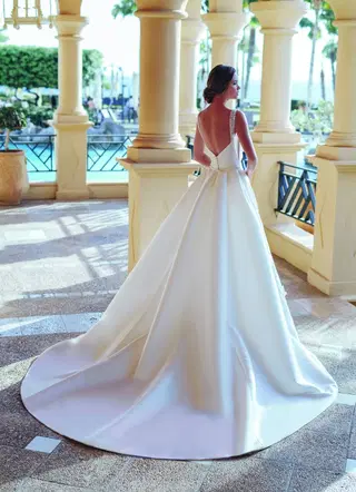 SIENNA by Enzoani - view 4 of 4