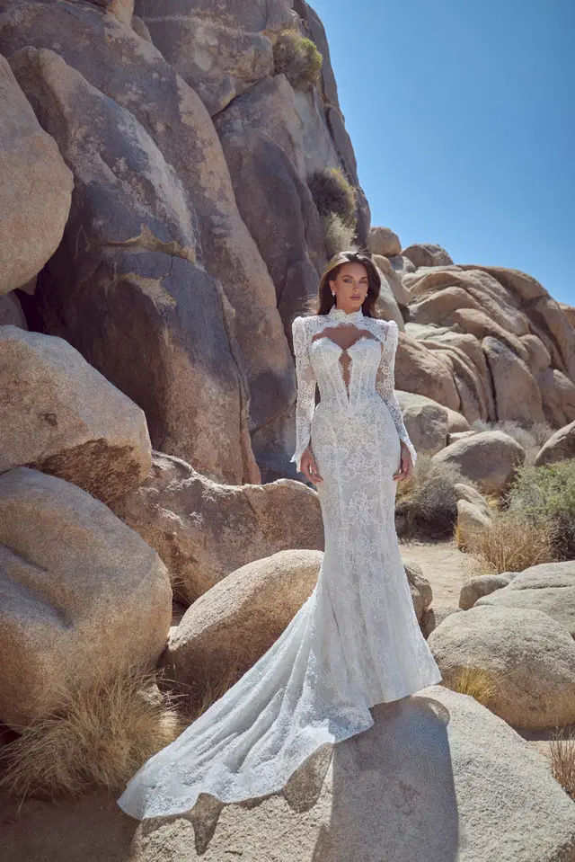 126110 Jazzlyn by Calla Blanche: Mermaid silhouette, long sleeves, lace, cathedral train