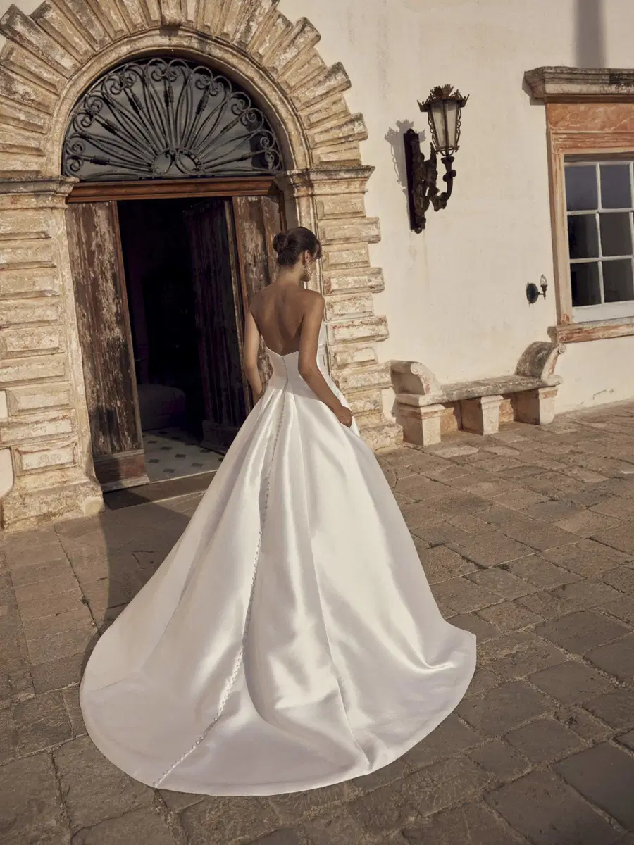 Marcella von Modeca Bridal - Ansicht 2 von 6