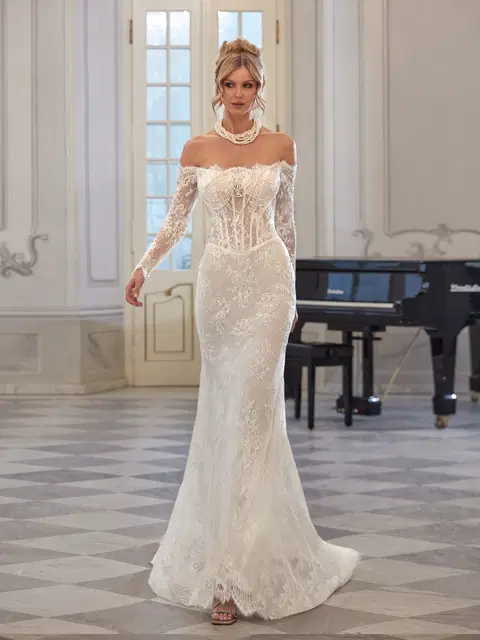 Karissa wedding dress by Vanilla Sposa, mermaid, lace