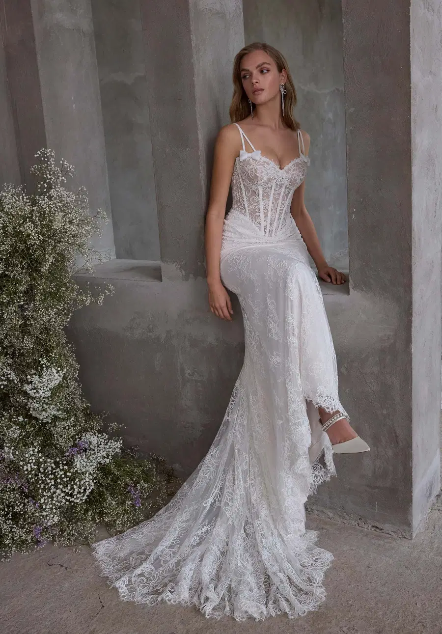 Arty by Mori Lee - view 4 of 8