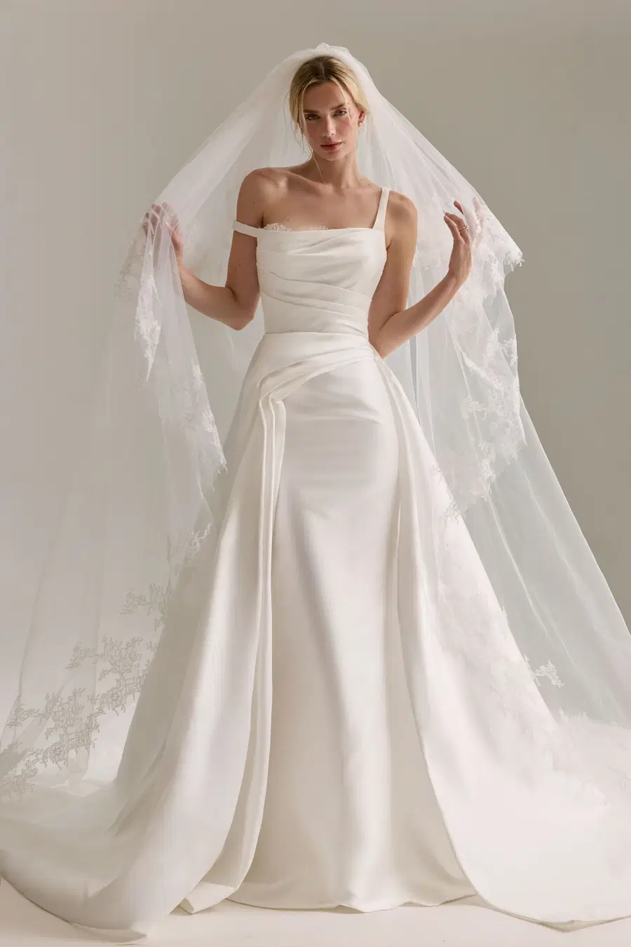 Lucienne by Josephine Scott - view 6 of 7