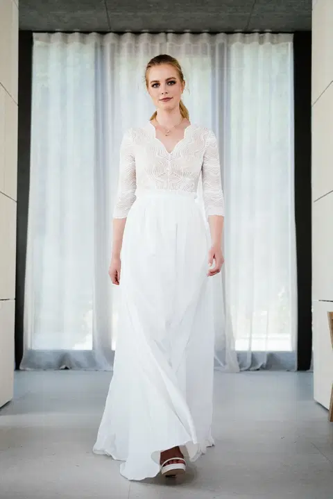 Langer Crepe-Rock S-1051 wedding dress by KUESS die BRAUT, two-piece, crepe