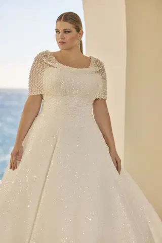 Hilani by Veni Infantino - view 3 of 7