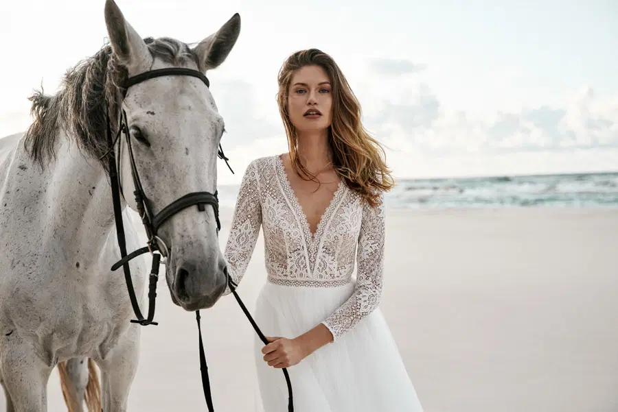 E-4424T by Elizabeth Passion - view 7 of 8