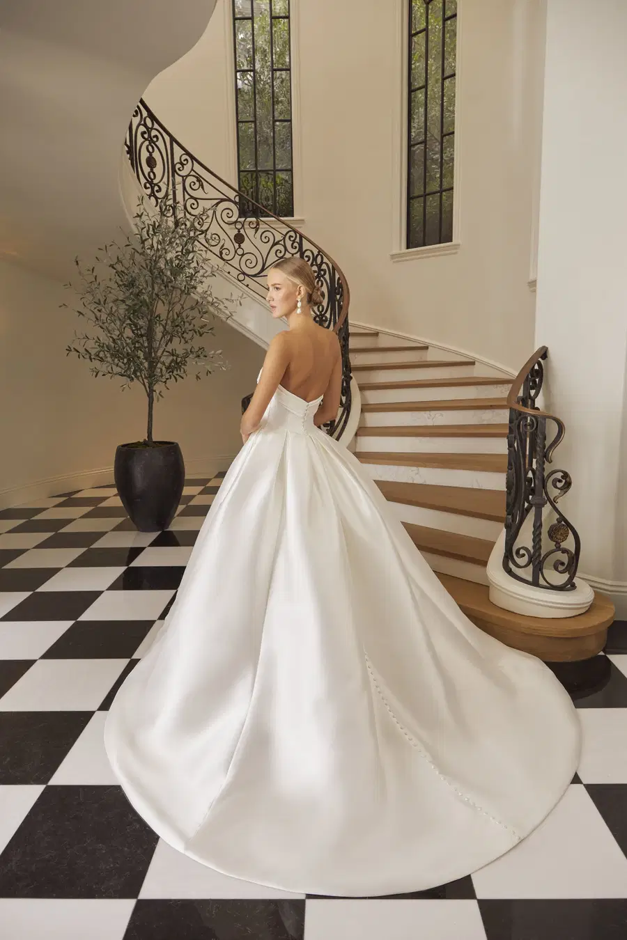Lorelai by Casablanca Bridal - view 5 of 7