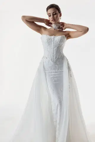 Belle by Josephine Scott - view 7 of 10