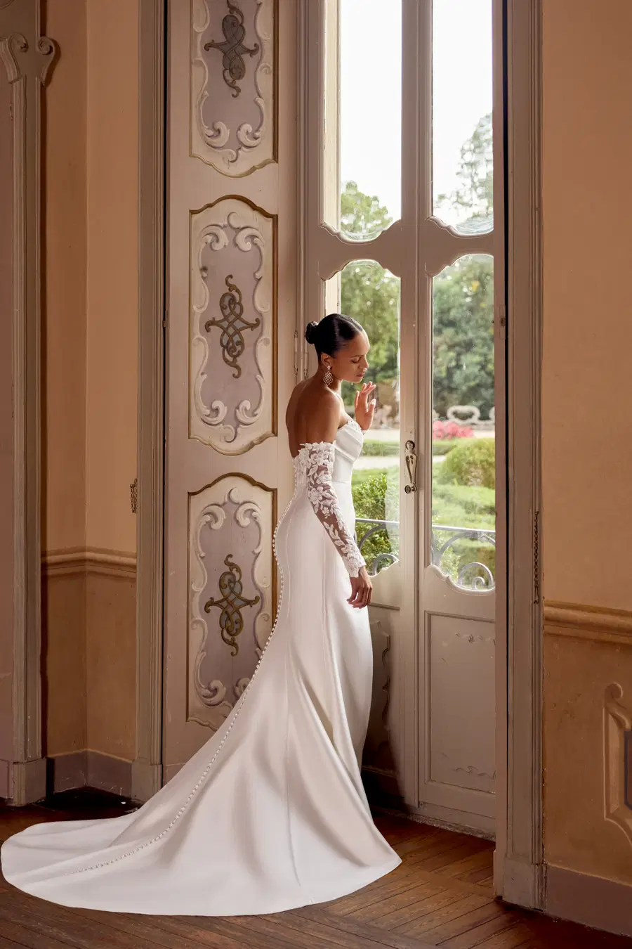 Kendall by Justin Alexander - view 5 of 6