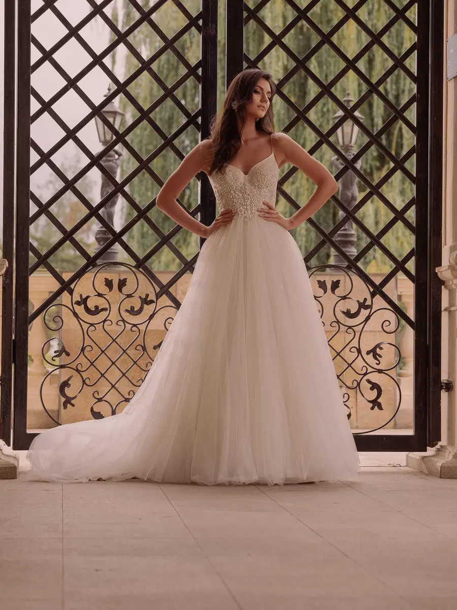 TO-2094T by Agnes: A-Line silhouette, V-neck neckline, sleeveless, tulle
