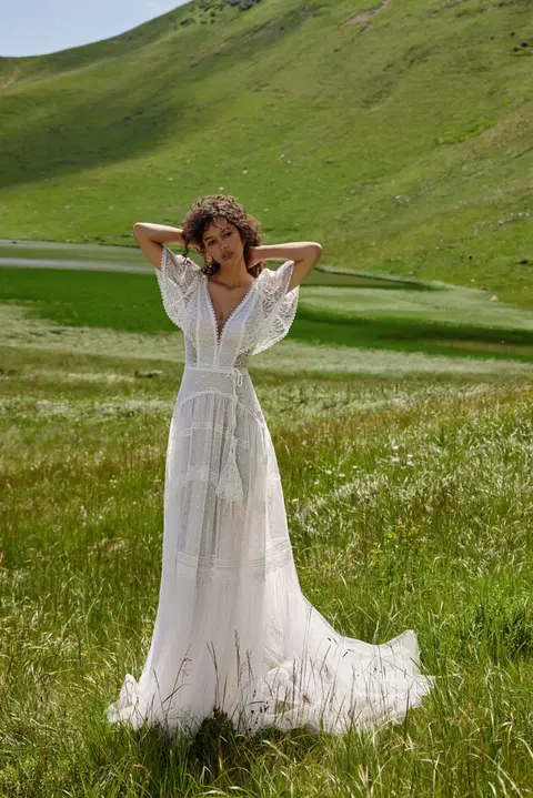 Lucinda wedding dress by Ariamo Boho, empire, lace