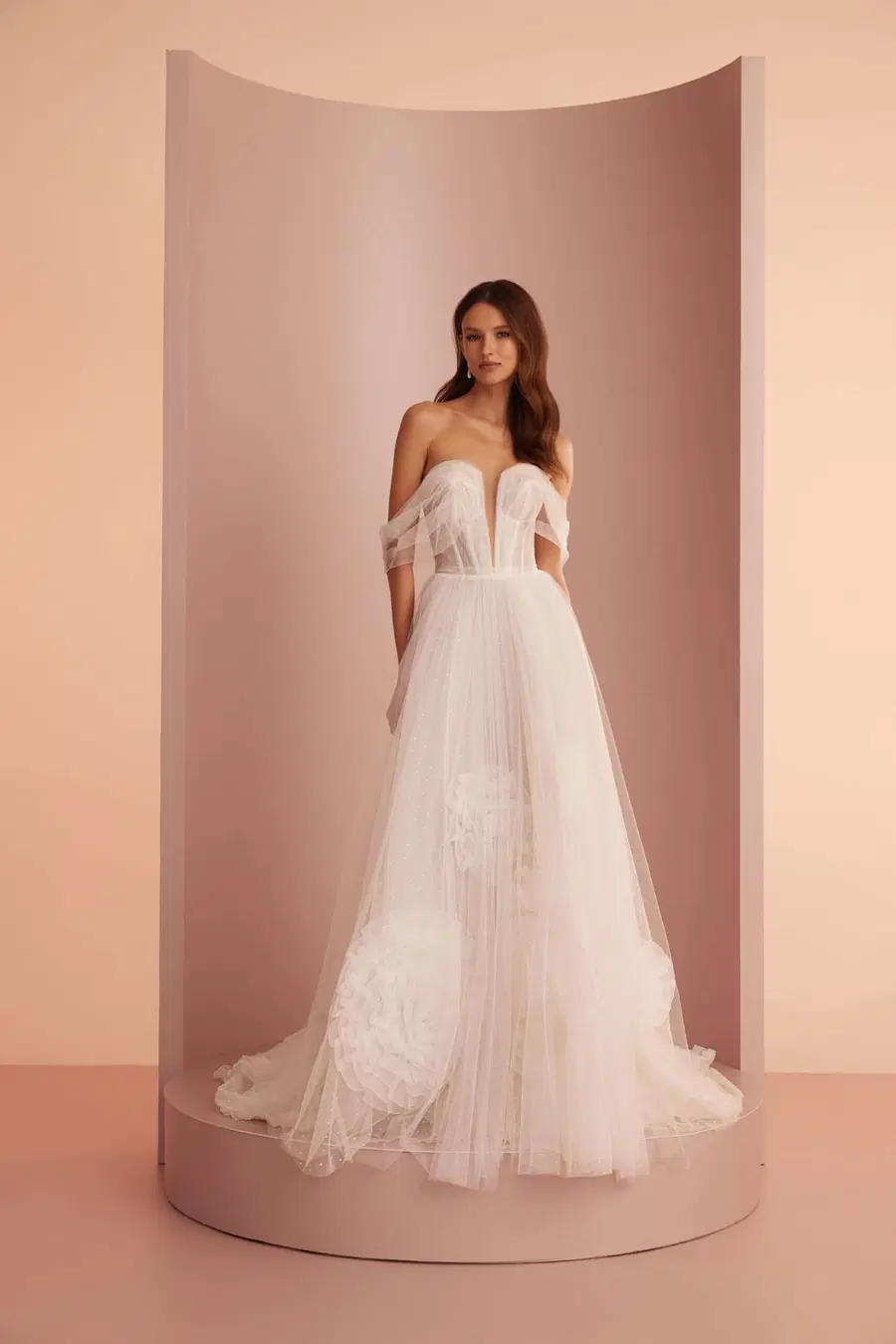 L406 by Ariamo Light: Ball Gown silhouette, sweetheart neckline, sleeveless, tulle