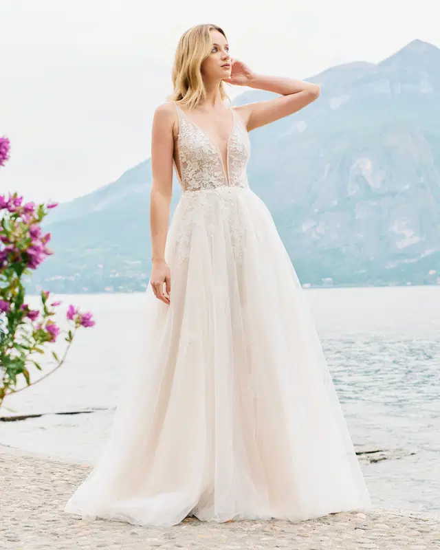 E-5215 by Elizabeth Passion: A-Line silhouette, deep V-neck neckline, sleeveless, tulle