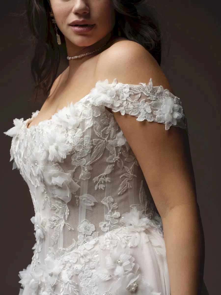FLEUR by Rebecca Ingram - view 7 of 10