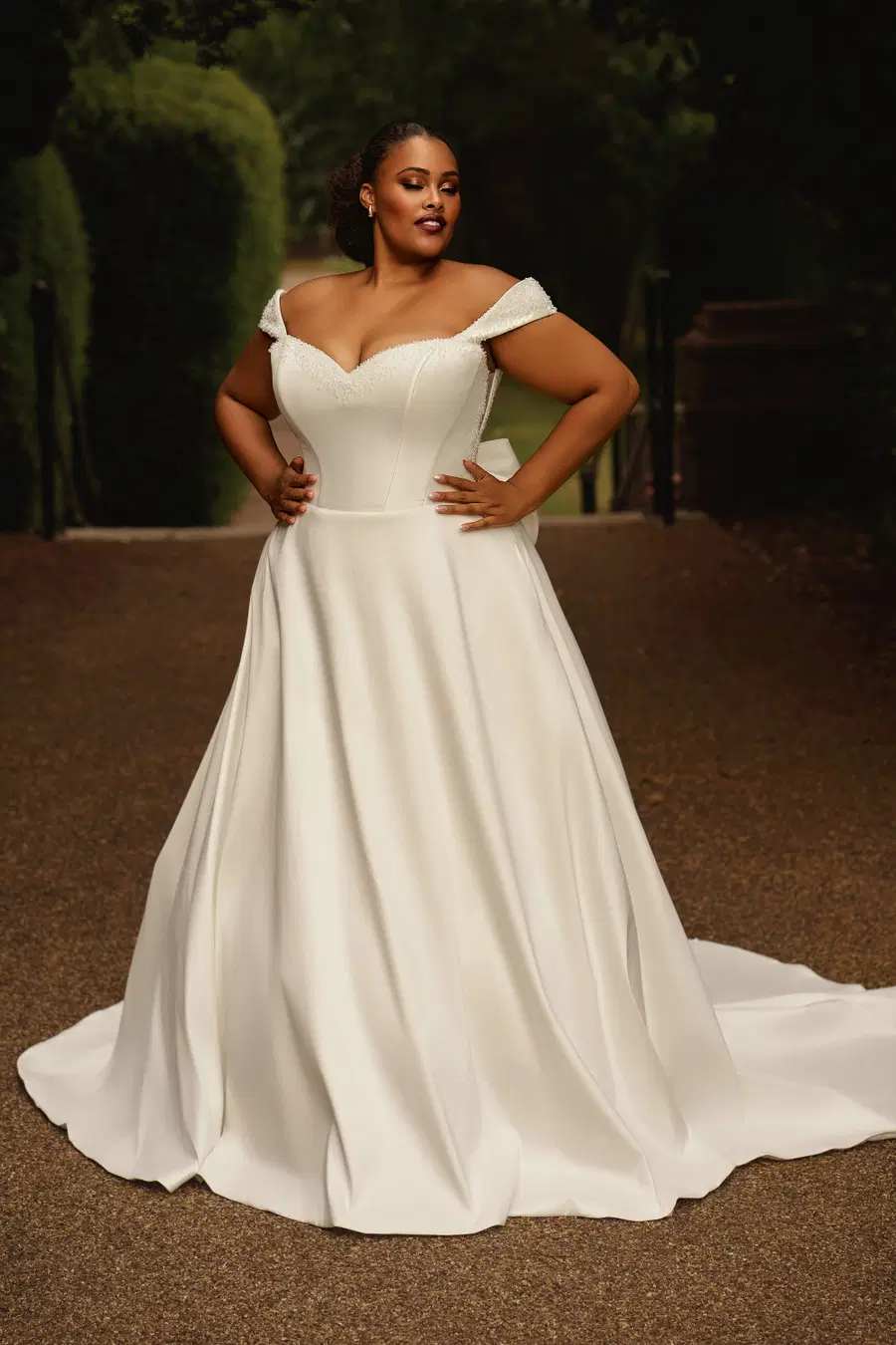 PH8265 by Envy by Phoenix: A-Line silhouette, sweetheart neckline, mikado, chapel train