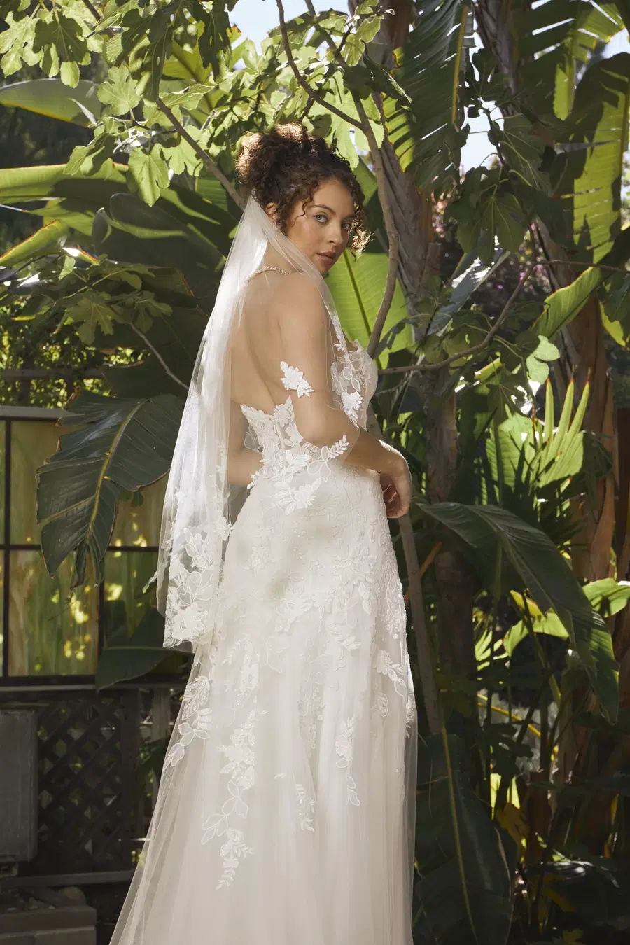 Lapis by Beloved by Casablanca - view 8 of 8