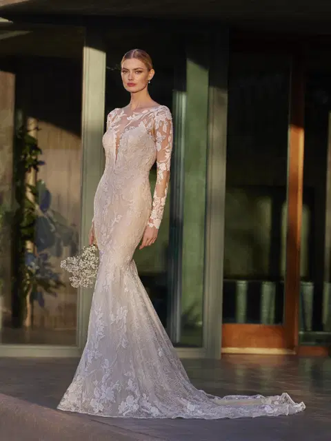 Ila wedding dress by Pronovias, mermaid, lace