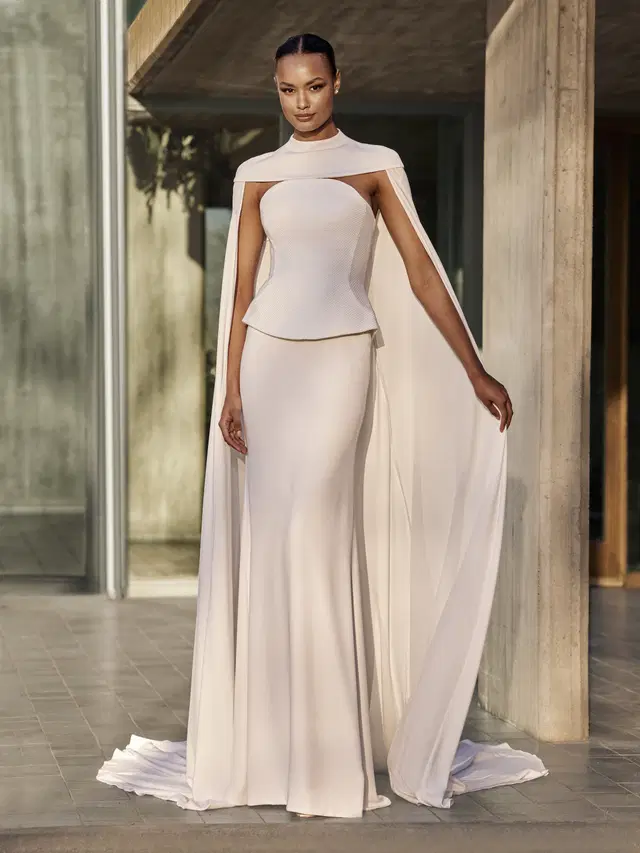 LAWN by Pronovias: Straight silhouette, straight neckline, sleeveless, satin