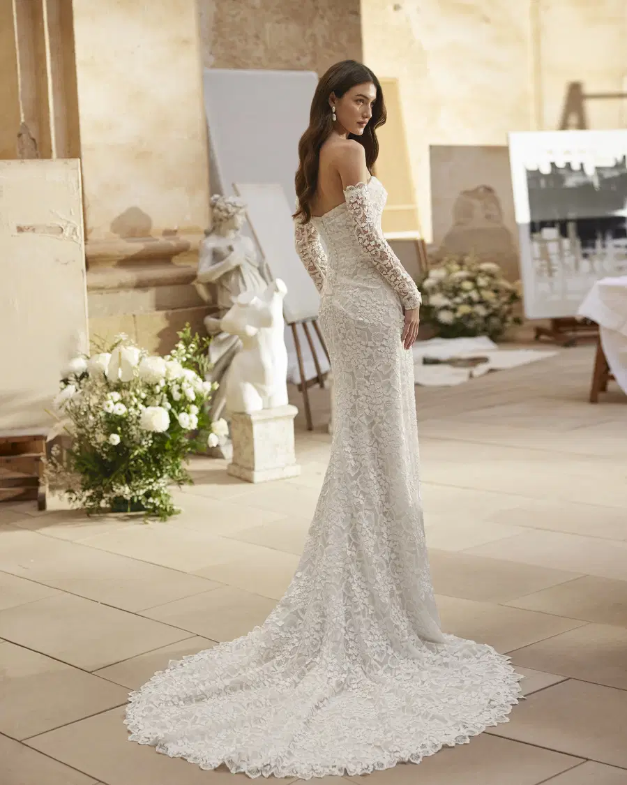 Maud by Aire Barcelona - view 3 of 3