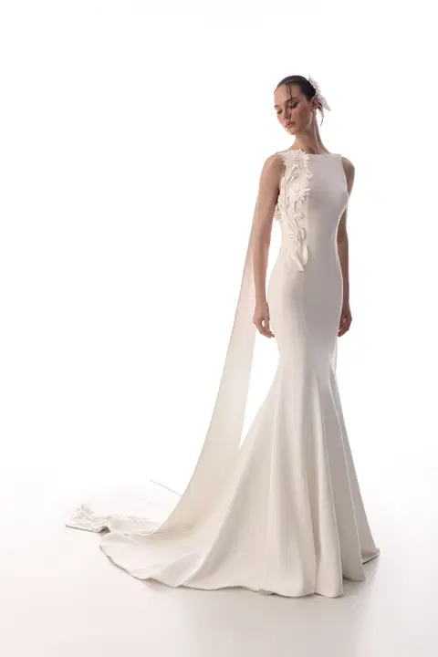 Jade wedding dress by Innocentia, fit & flare, crepe