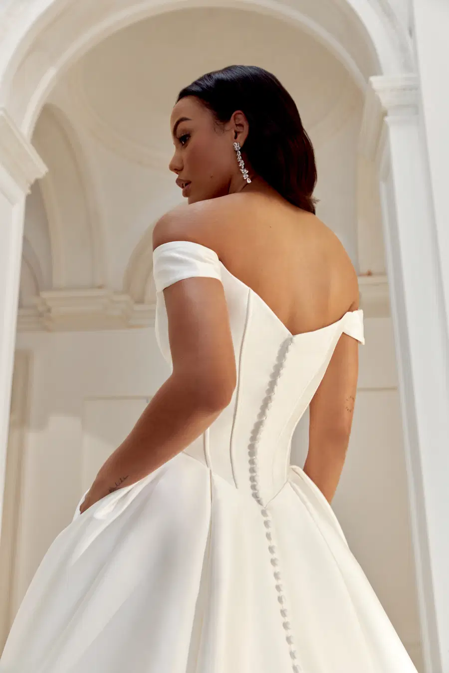 44558 by Sincerity Bridal - view 5 of 9