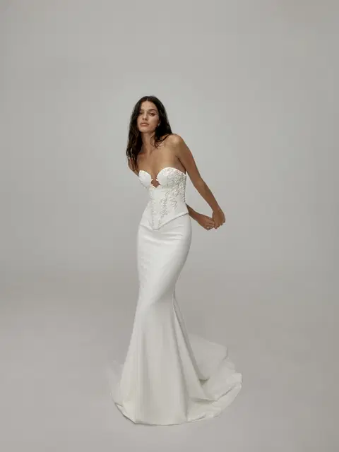 Norton wedding dress by Wona Concept, mermaid, satin