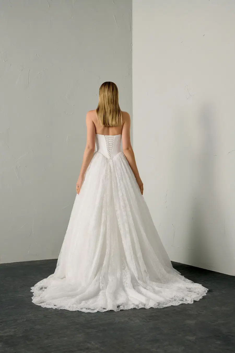 Sable by Justin Alexander Signature - view 2 of 5