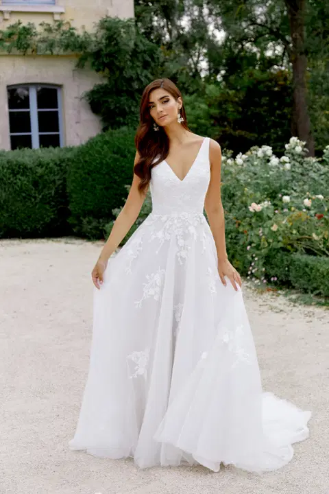 Style 44525 wedding dress by Sincerity Bridal, A-line, tulle