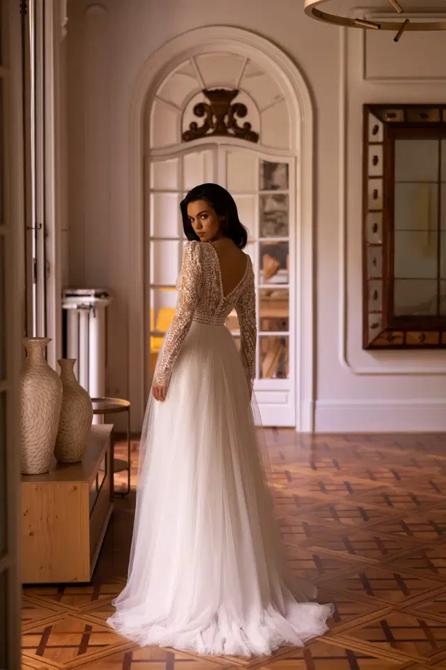E-5411 by Elizabeth Passion - view 3 of 3