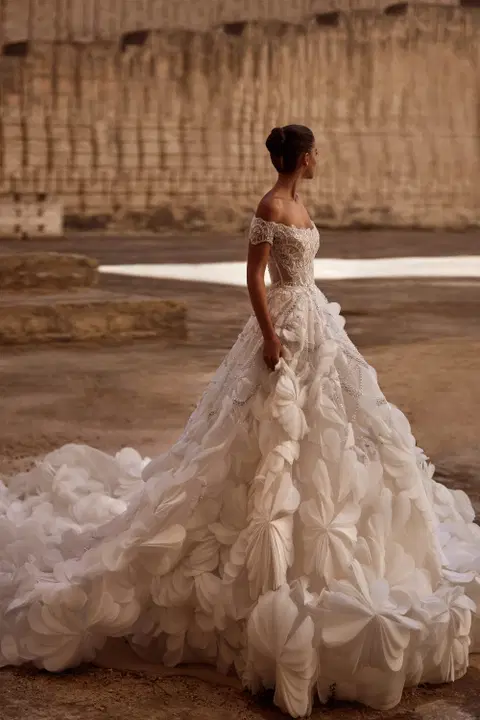 Belladonna wedding dress by Milla Nova, A-line, lace