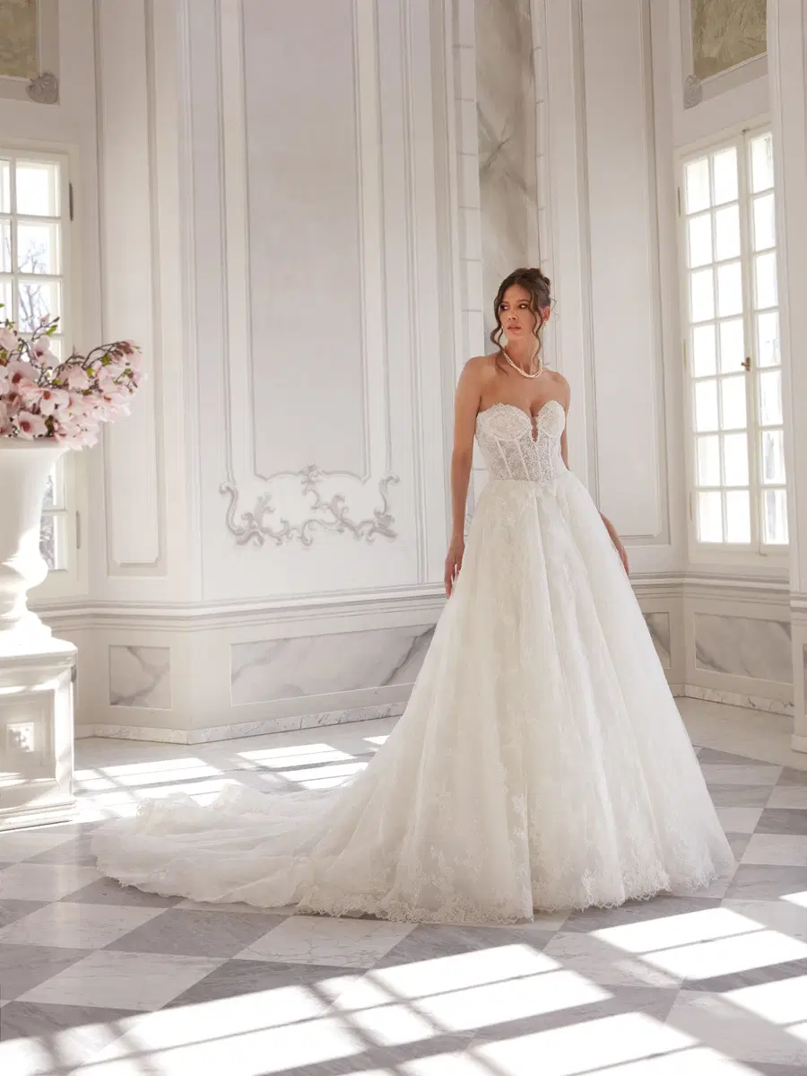 Noa by Vanilla Sposa - view 2 of 3
