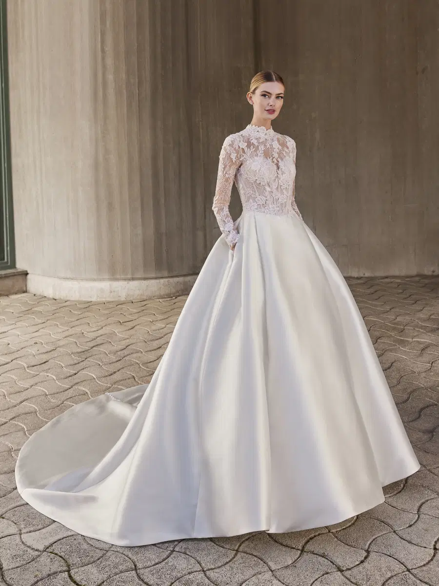 MAPLIS by Pronovias - view 2 of 4