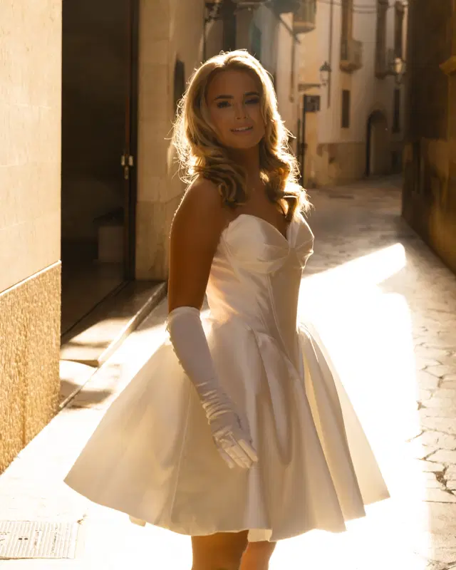 JOSIE by Aurelle Attire: Short silhouette, sweetheart neckline, sleeveless, satin