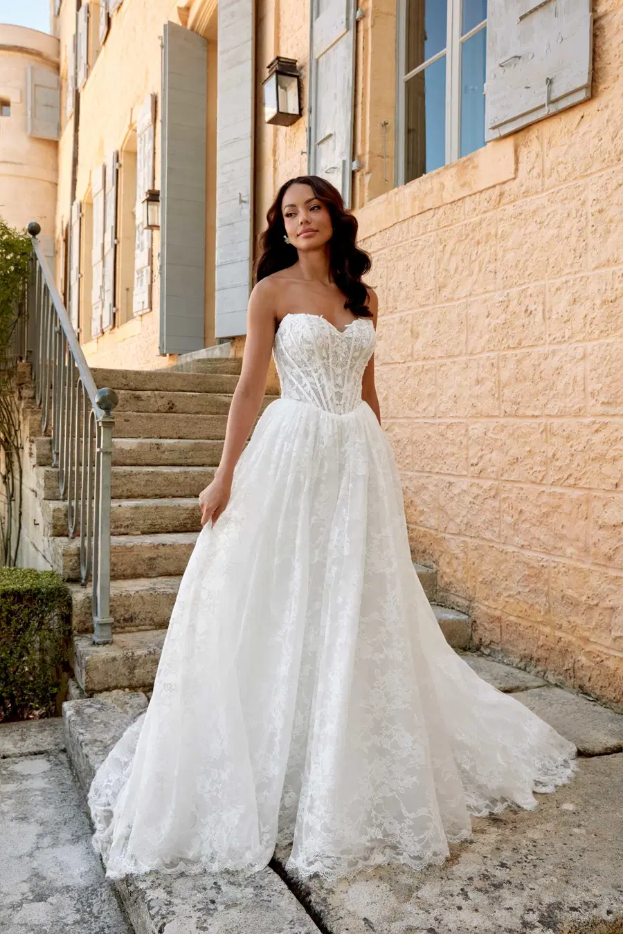 44575 by Sincerity Bridal: Princess silhouette, sweetheart neckline, sleeveless, lace