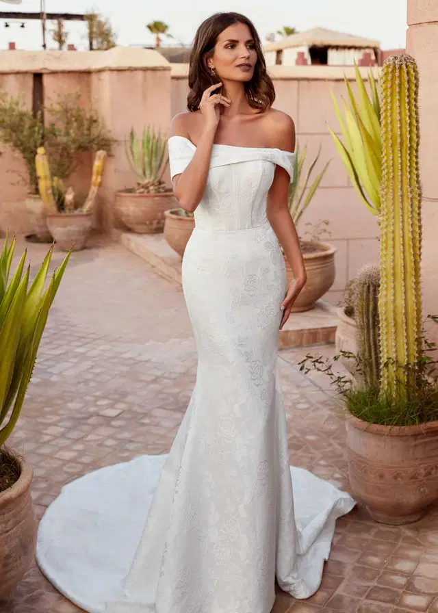 PILLOW TALK by Dando London: Mermaid silhouette, off-shoulder neckline, lace